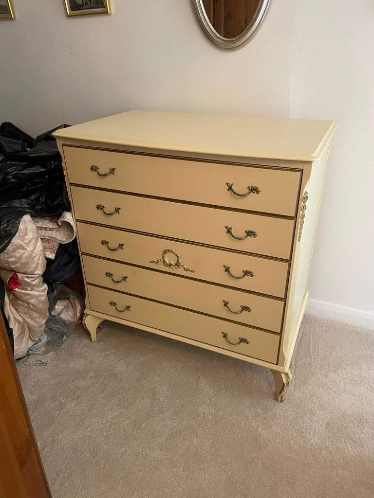 Cream French Louis Style 5 Drawer  Chest of Drawers 
