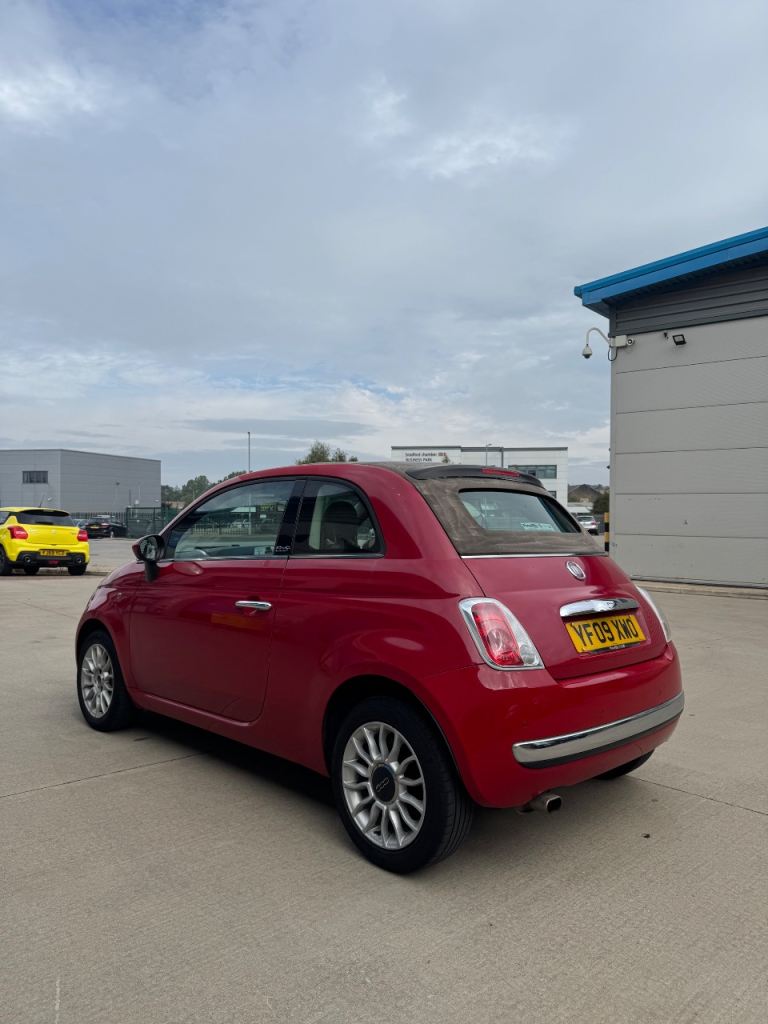 2009 Fiat 500 Lounge Convertible, 1.2 Petrol, £35 Road Tax, Long MOT, HPI Clear Bargain! 