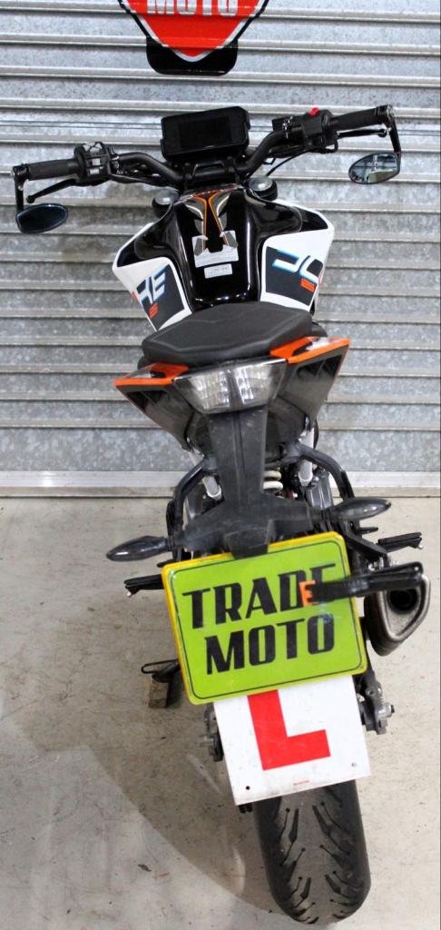 2024 73 KTM DUKE 125 ABS LEARNER LEGAL TRADE SALE 7K WHITE/ORANGE NEW MOT RIDES
