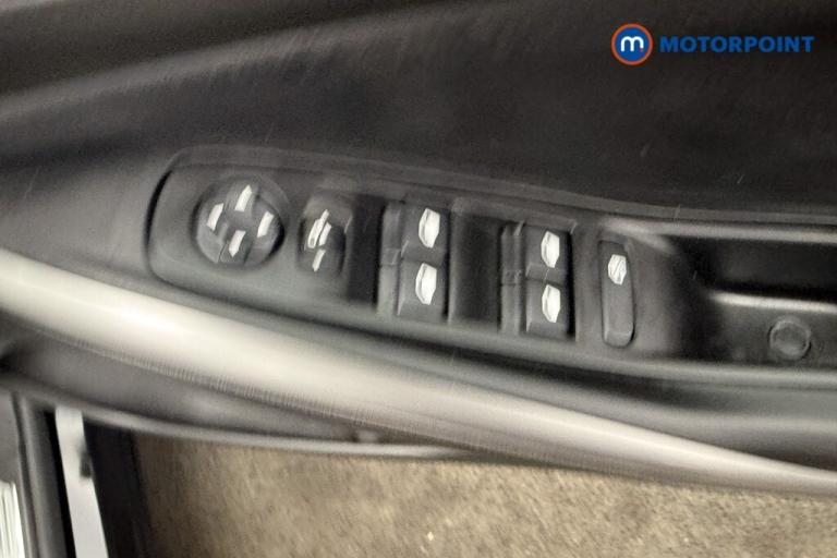 2022 Vauxhall Grandland 1.2 Turbo Ultimate 5dr HATCHBACK PETROL Manual