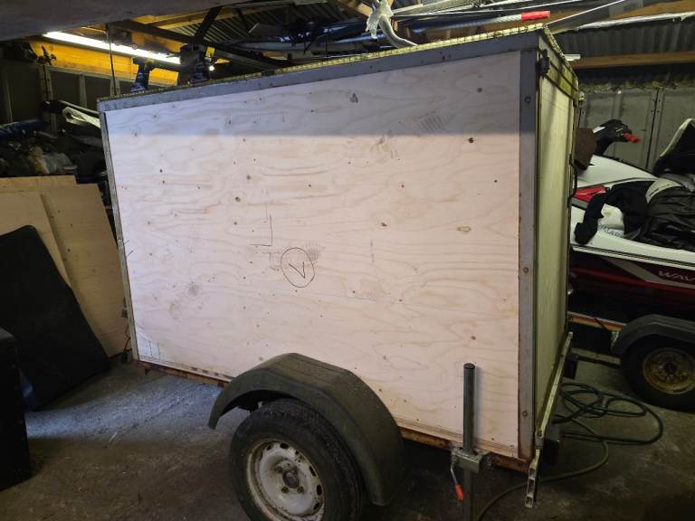 Trailer refurbed only carried  suit cases 