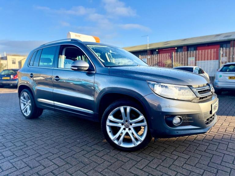 VOLKSWAGEN TIGUAN 2.0 TDI BlueMotion Tech Match 4WD Euro 5 (s/s) 5dr 2014