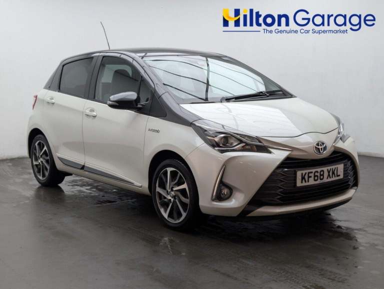 2019 Toyota Yaris 1.5 VVT-h Y20 Hatchback 5dr Petrol Hybrid E-CVT Euro 6 (s/s) (100 ps) BLUET HAT...