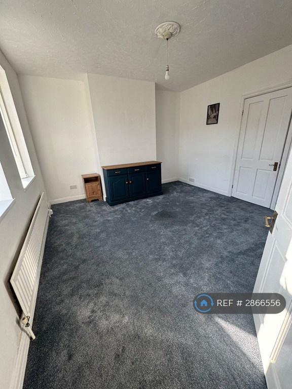 3 bedroom house in Bertram Crescent, Newcastle Upon Tyne, NE15 (3 bed) (#2866556)