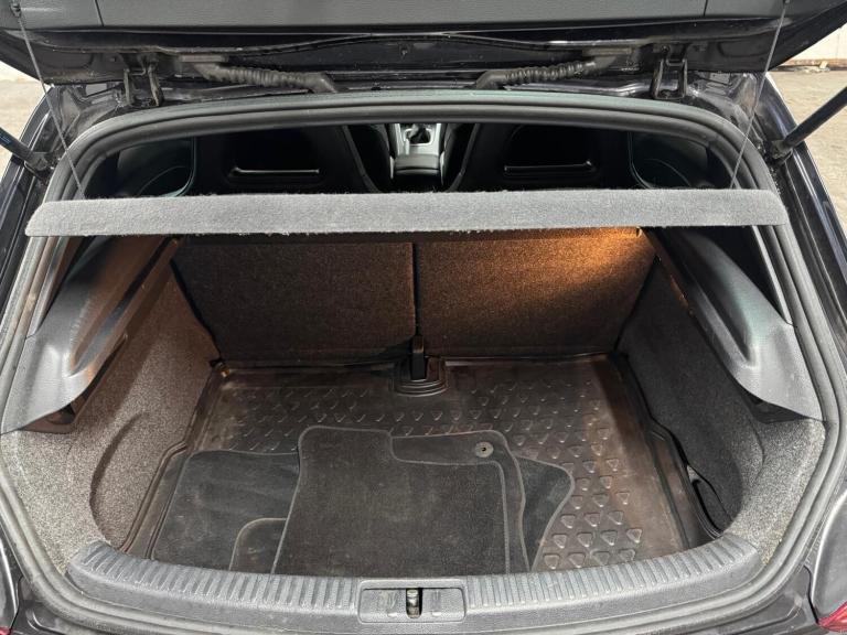 2012 Volkswagen Scirocco 2.0 TDi BlueMotion Tech GT 3dr [Nav/Leather] COUPE DIESEL Manual