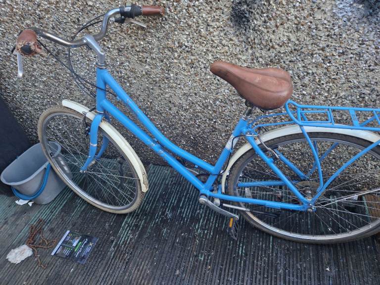 Adult women Pendleton Somerby bike  