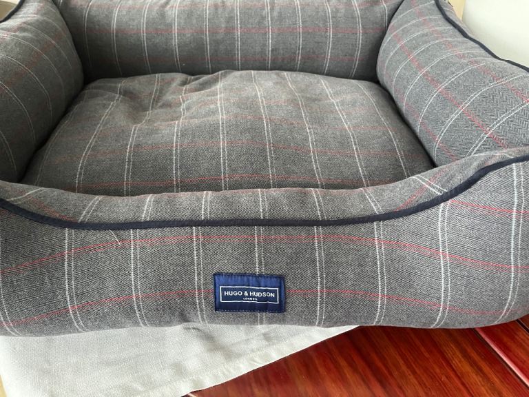 Large Hugo and Hudson dog bed
