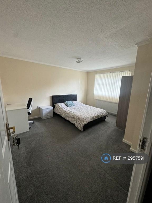 3 bedroom house in Hendre Gardens, Nottingham, NG5 (3 bed) (#2957591)