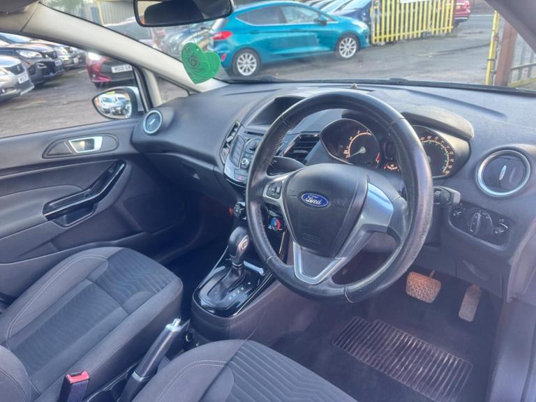 2014 Ford Fiesta 1.6 Zetec 5dr Powershift HATCHBACK PETROL Automatic