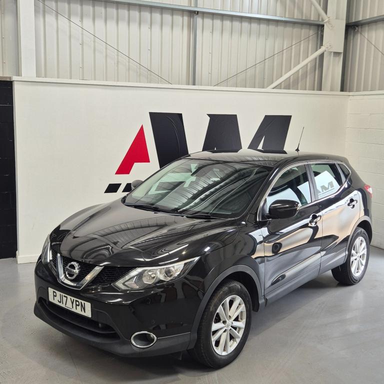 2017 Nissan Qashqai 1.5 dCi Acenta [Smart Vision Pack] 5dr HATCHBACK Diesel Manual