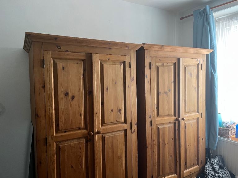 2 solid oak wardrobes with drawers