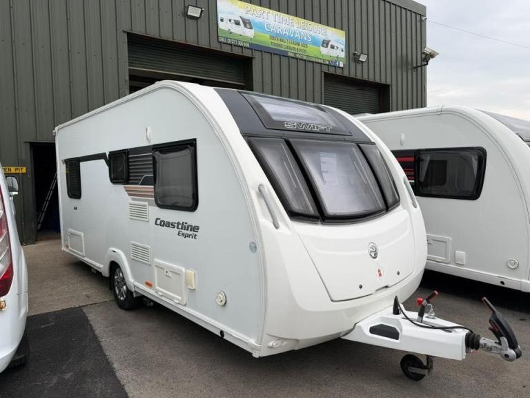 2016 SWIFT COASTLINE ESPRITE A4 - 4 BERTH CARAVAN 