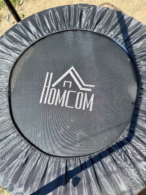 HOMCOM Fitness Trampoline with Handle Bar – Good Condition