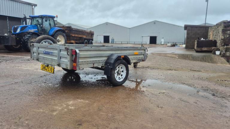 Indespension car trailer 