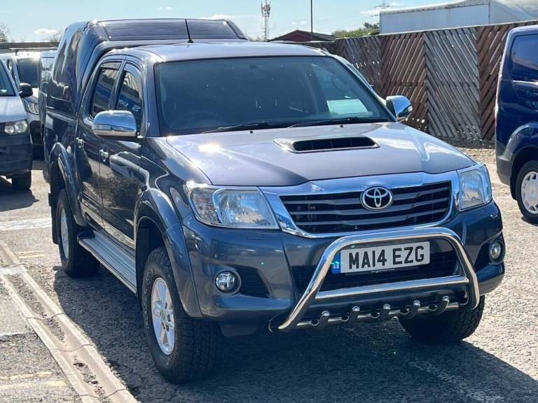 2014 Toyota Hilux Icon D/Cab Pick Up 2.5 D-4D 4WD 144 PICK UP DIESEL Manual