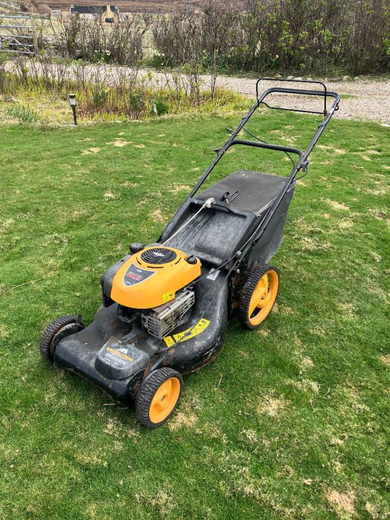 McCULLOCH M53-625DW 53cm Petrol Rotary Lawnmower – Mulcher