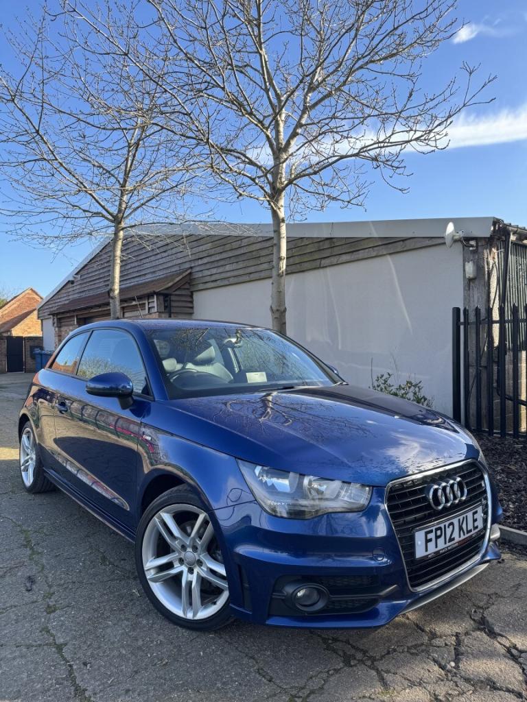 AUDI A1 1.6 TDI S line 2012