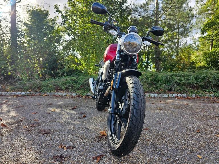 AJS BILSTON 125  2025 Petrol Manual in Red