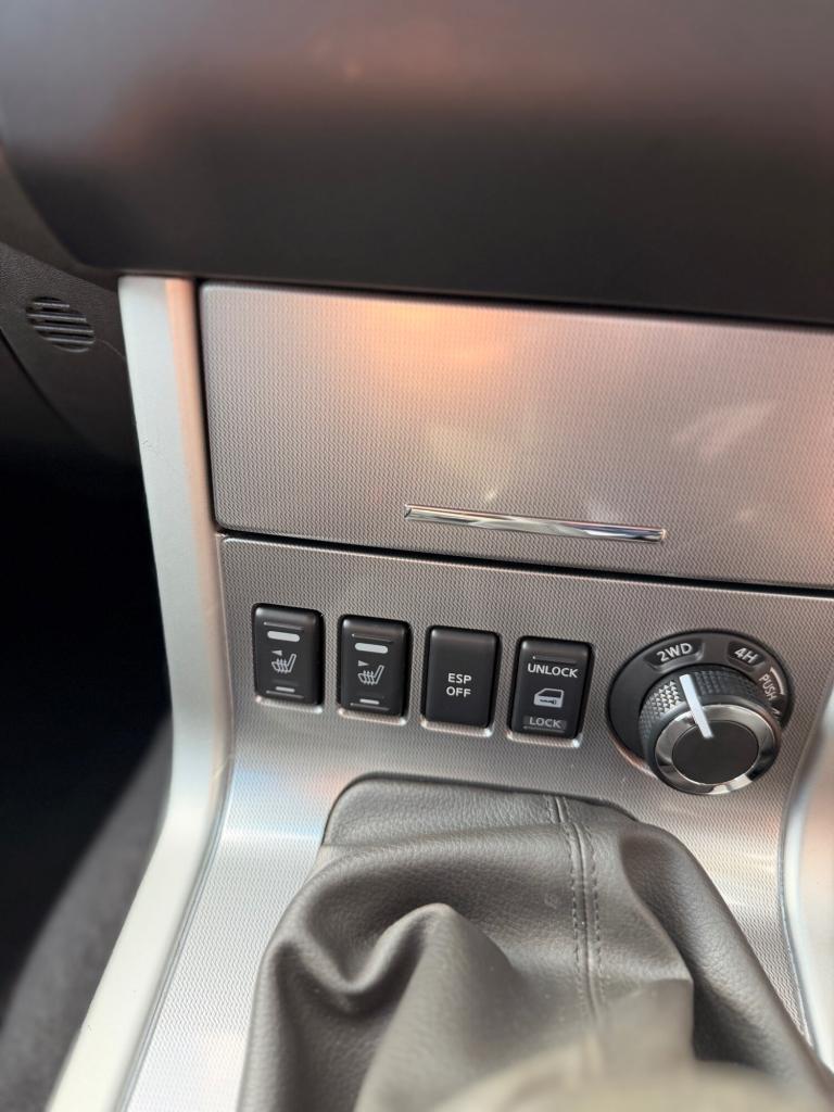 2013 63 NISSAN NAVARA 2.5 DCI TEKNA 190PS GREY FSH 1 OWNER ONLY 60K 