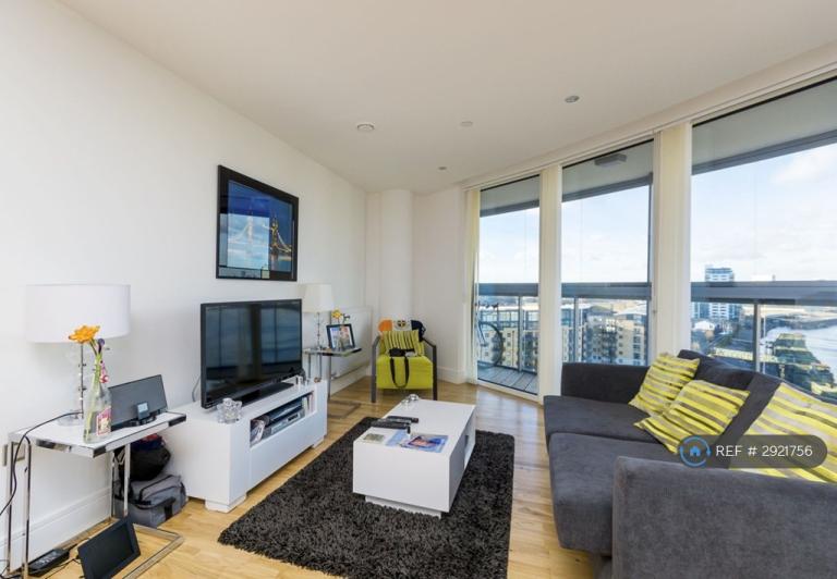 2 bedroom flat in Dowells Street, London, SE10 (2 bed) (#2921756)