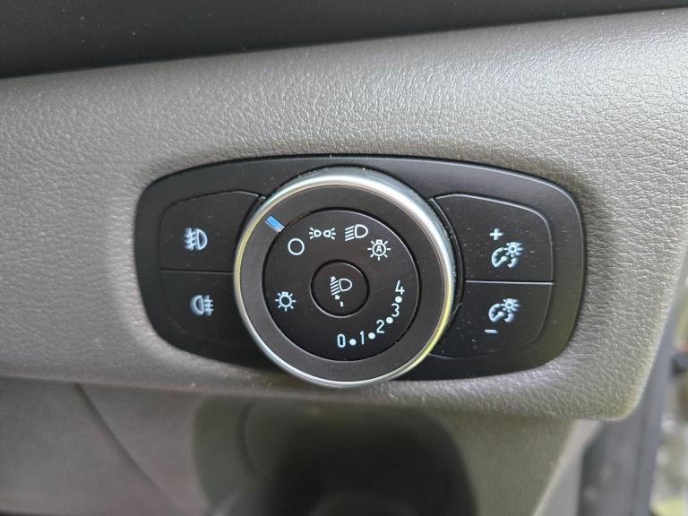 2022 Ford Transit Custom 2.0 EcoBlue 130ps Low Roof Limited Van PANEL VAN DIESEL Manual