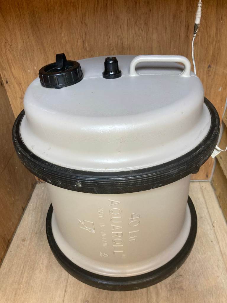 40 LTR AQUA ROLL Caravan Camping