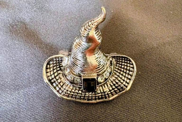 Witch Hat Brooch – Silver with Black Gemstones