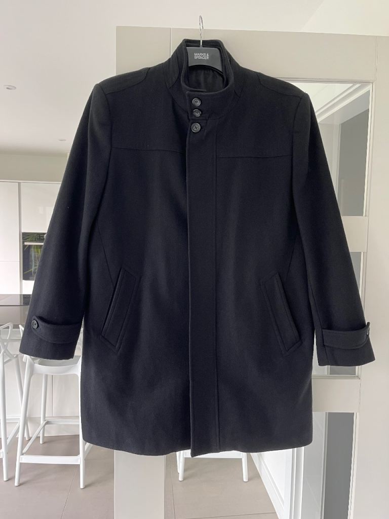 Black Burton London Men’s Black Coat. XXL.