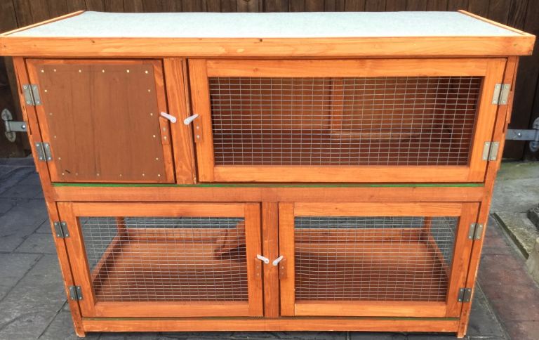 NEW 4FT RABBIT HUTCH WITH LOWER RUN 