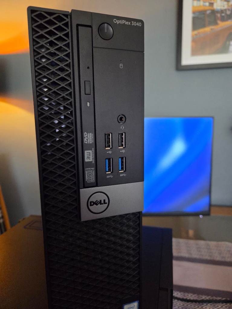 Dell Optiplex 3040 i3 256 SSD 8MB Ram