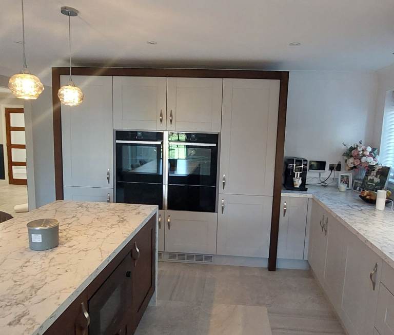 * REDUCED FOR QUICK SALE * Mereway Shaker Grey & Walnut Kitchen Units