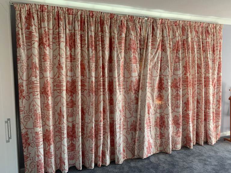 FREE Three pairs of Large Pink and White Thermal Lined Curtains with blackout lining