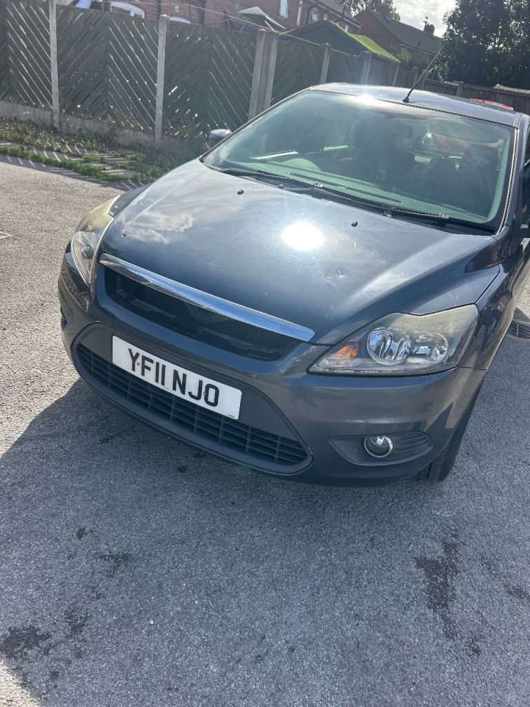 Ford focus 1.6 petrol, 98k 1 previous owner, working ac