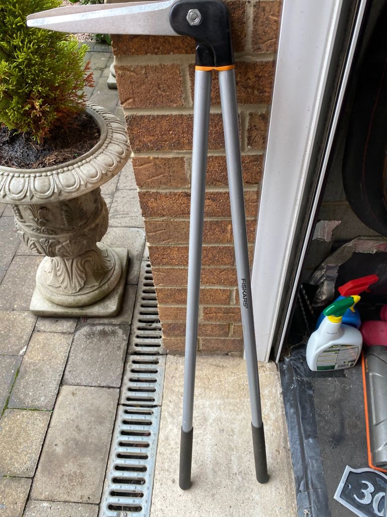 Fiskers long handle edging shears. 