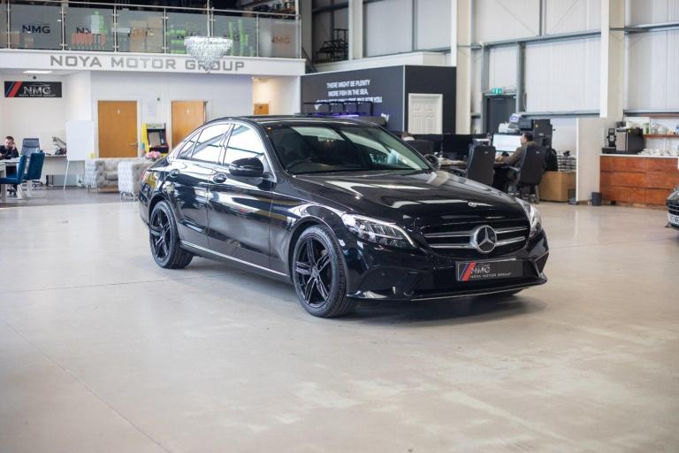  Mercedes-Benz C Class 2.0 C220d Sport Saloon 4dr Diesel G-Tronic+ Euro 6 (s/s) (194 ps) **Heated...