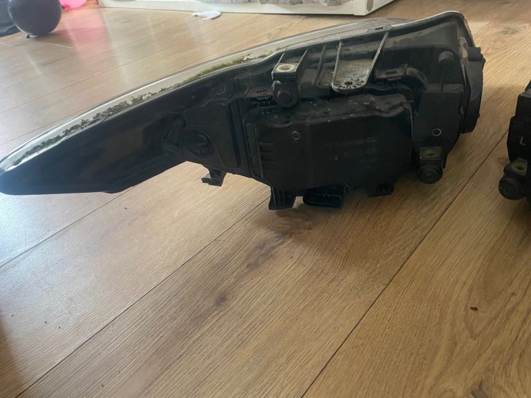 Ford mondeo mk4 Xenon lights 