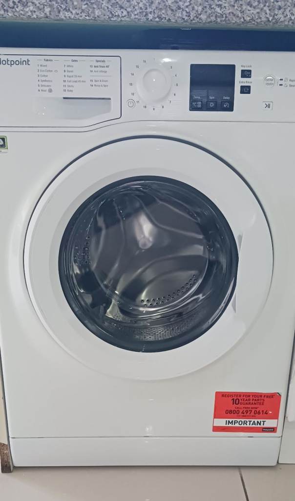Hotpoint 7kg 1400 spin Washing Machine – White, Good Condition