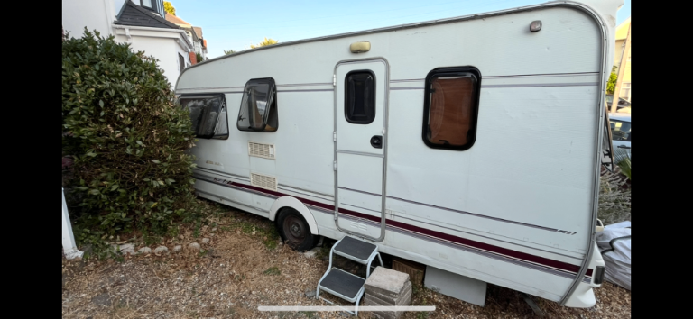 Caravan Swift Challenger 490 SEL