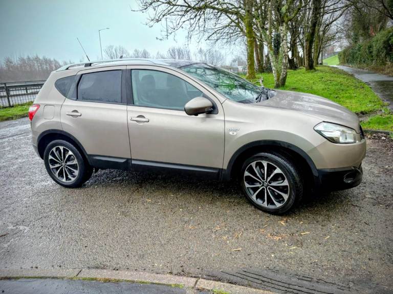  Nissan Qashqai 1.5dCi N-TEC+ Hatchback, 2012, Manual, 1461 (cc), 5 doors