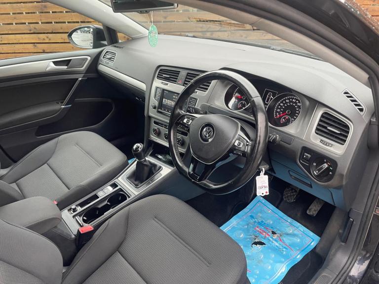 2015 Volkswagen Golf 1.6 TDI BlueMotion Tech SE Euro 6 (s/s) 5dr ESTATE Diesel Manual