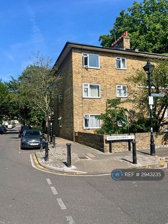 2 bedroom flat in Rhondda Grove, London, E3 (2 bed) (#2943235)