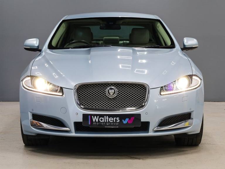 2012 Jaguar XF d Premium Luxury Saloon Diesel Automatic