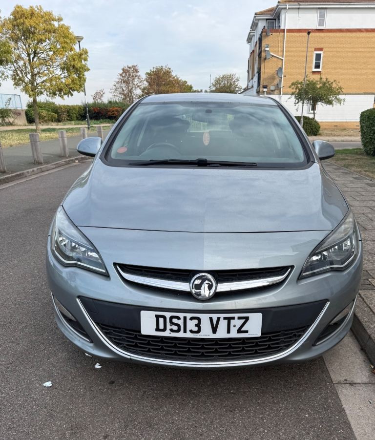 Vauxhall, ASTRA, Hatchback, 2013, Manual, 1398 (cc), 5 doors