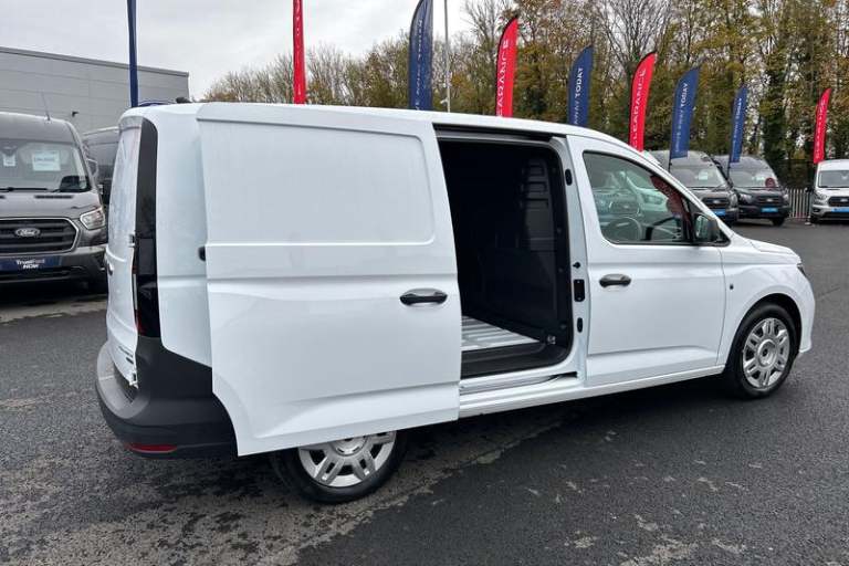 2025 Ford Transit Connect 250 Trend AUTO L2 LWB 1.5 EcoBoost PHEV 150ps, SAT NAV, REAR PARKING SE...