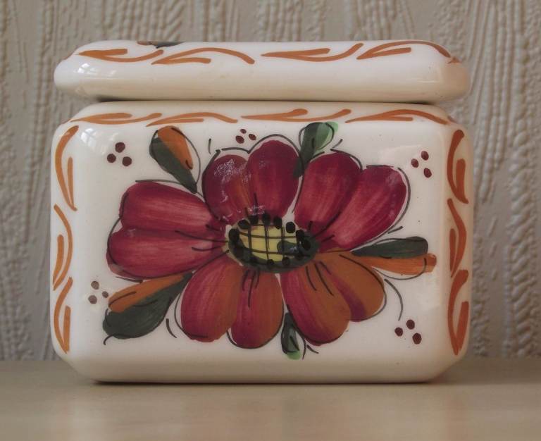 Spanish Decorative Lidded Container – Ceramic