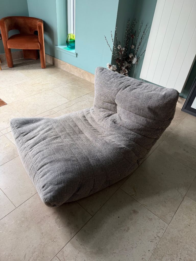 Large dog bean bag bed