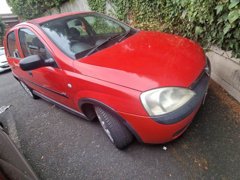 Vauxhall corsa drive away 