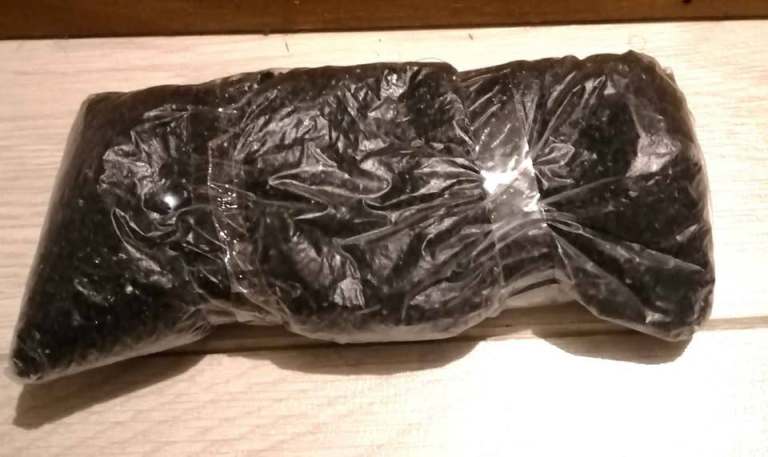 Aquarium fish bowl tank sand gravel