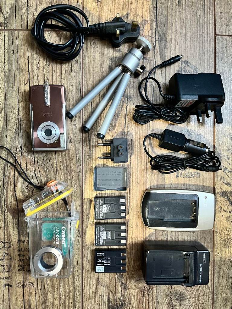 TW11 - BUNDLE Canon Digital Camera IXUS i PC1060 4.0MP