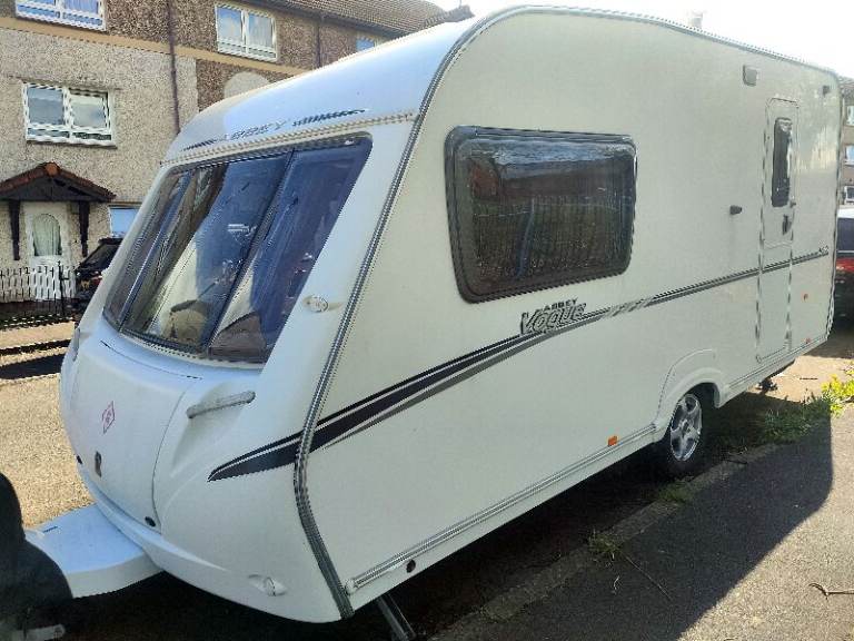 2007 Abbey Vogue 460. A very clean, dry, and well-maintained 2-berth caravan.
